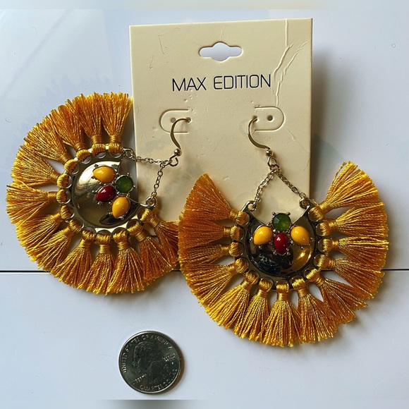 Max Edition Mustard Yellow Earrings - Picture 3 of 6